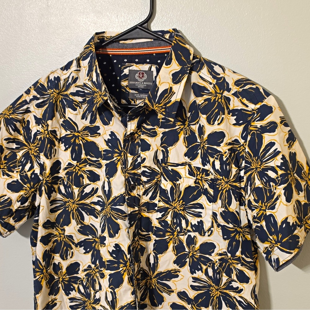 Stitches & Rivets Men's Woven Cotton SS Button-Up Hawaiian Floral Pockets M #180